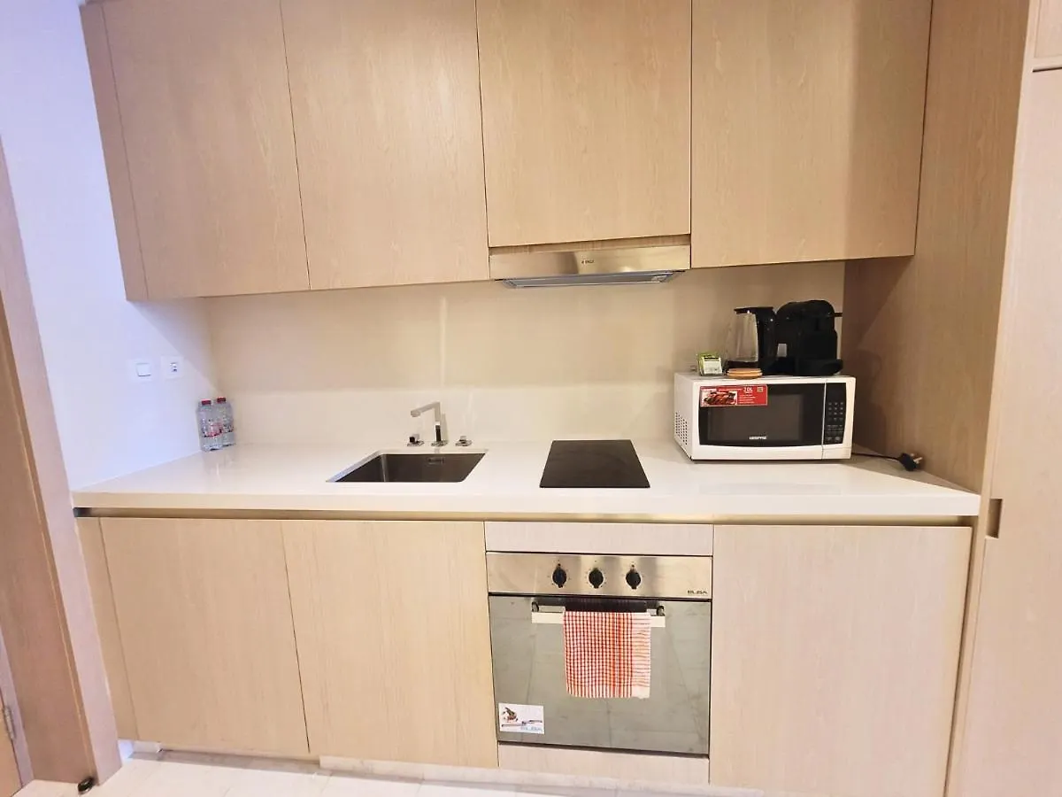 Apartment The Palm Tower - Palm Jumeriah Dubai